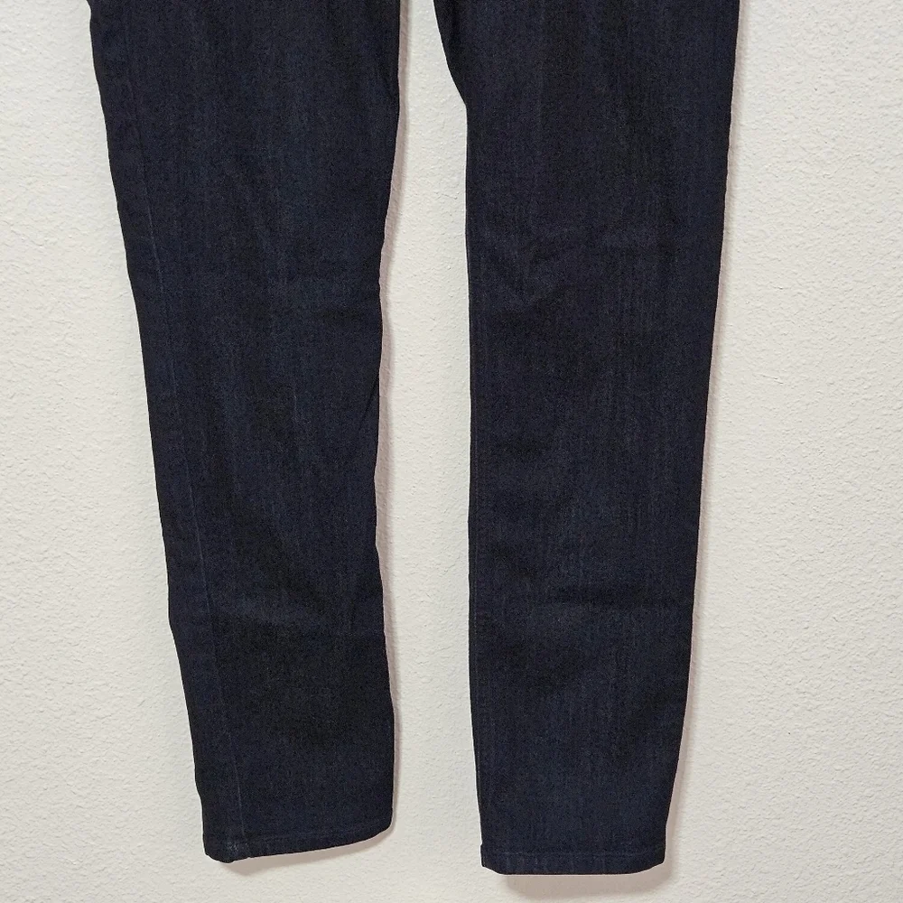 Chico's pull on skinny jeans size 1 per tags size 8